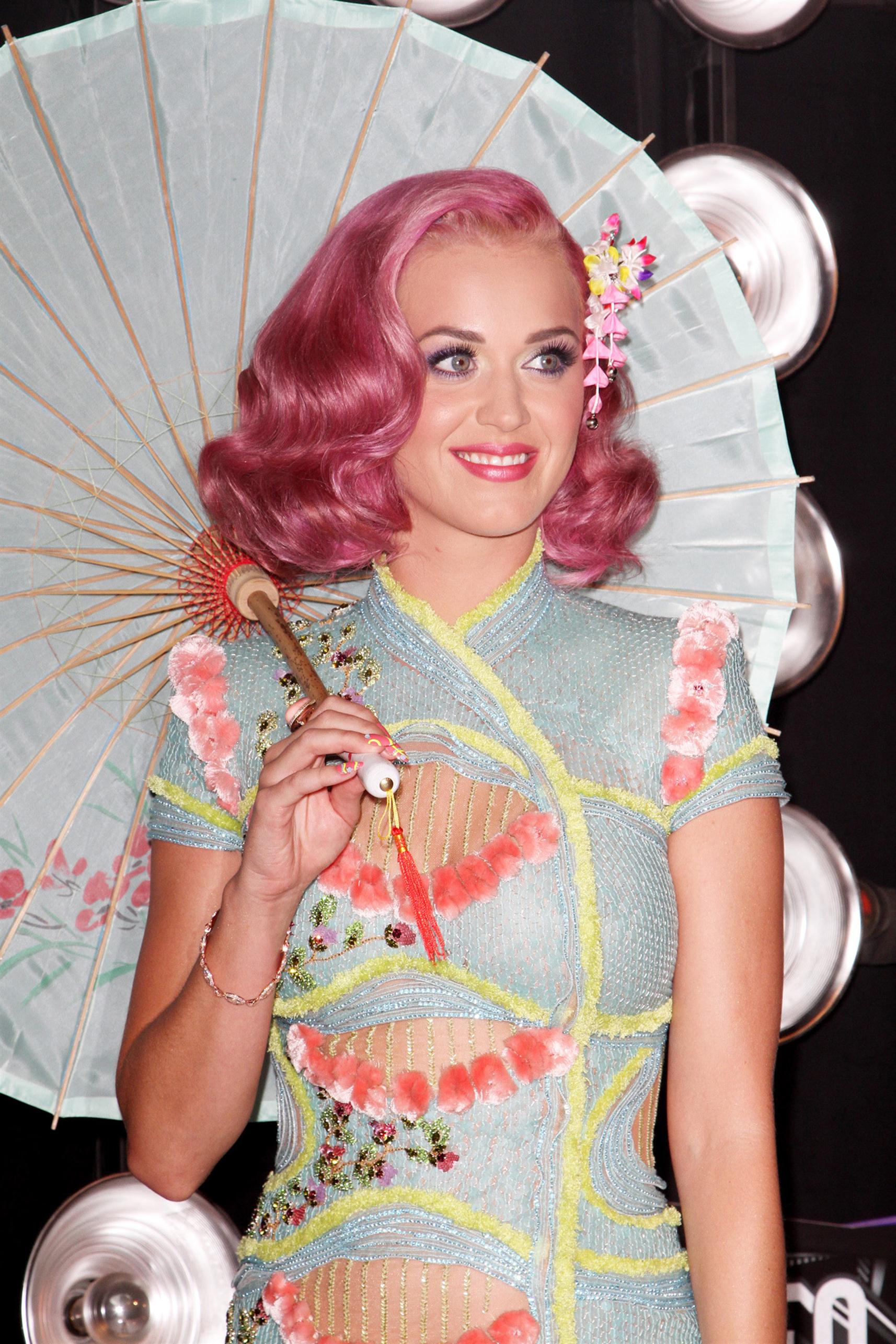 Katy Perry at 2011 MTV Video Music Awards | Picture 67180